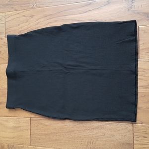 Room Service Black Elastic Waist Ribbed Skirt Size L